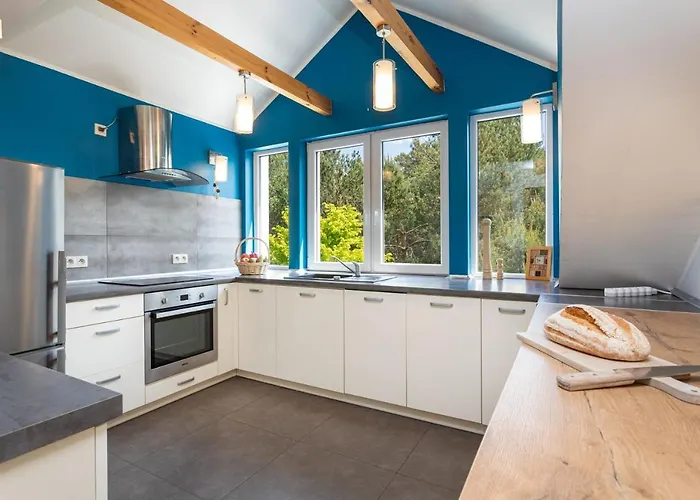 Przystanek Czernica Mecikal