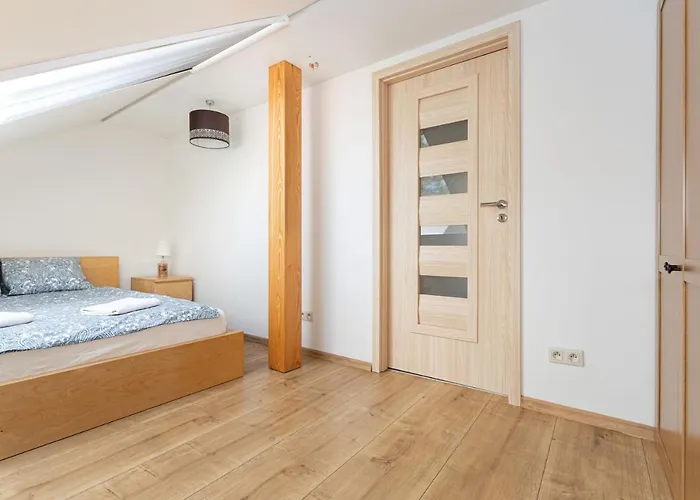 Przystanek Czernica Mecikal