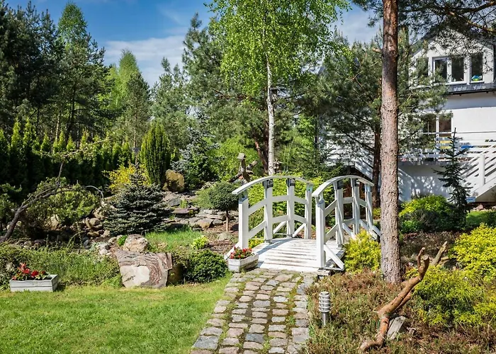 Przystanek Czernica Lejlighed *