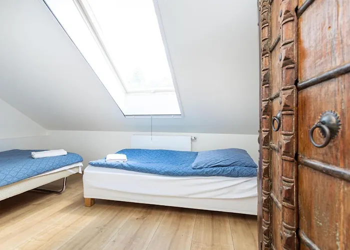 Przystanek Czernica Lejlighed